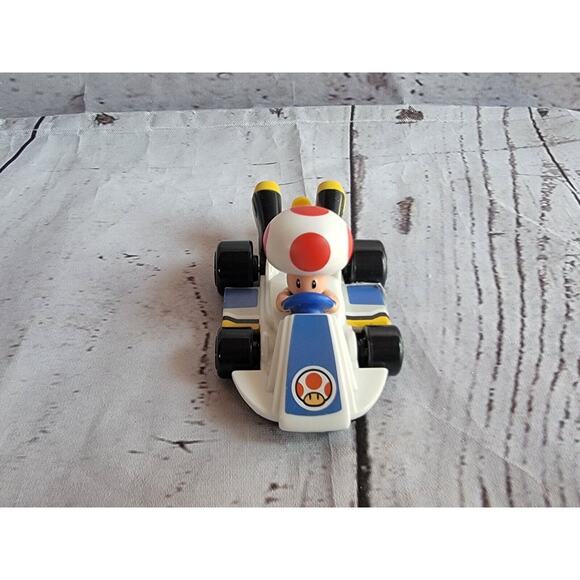 Super MARIO KART Toad NINTENDO 2014 McDonald's MUSHROOM CAR RACER Happy Meal Toy - Picture 3 of 5